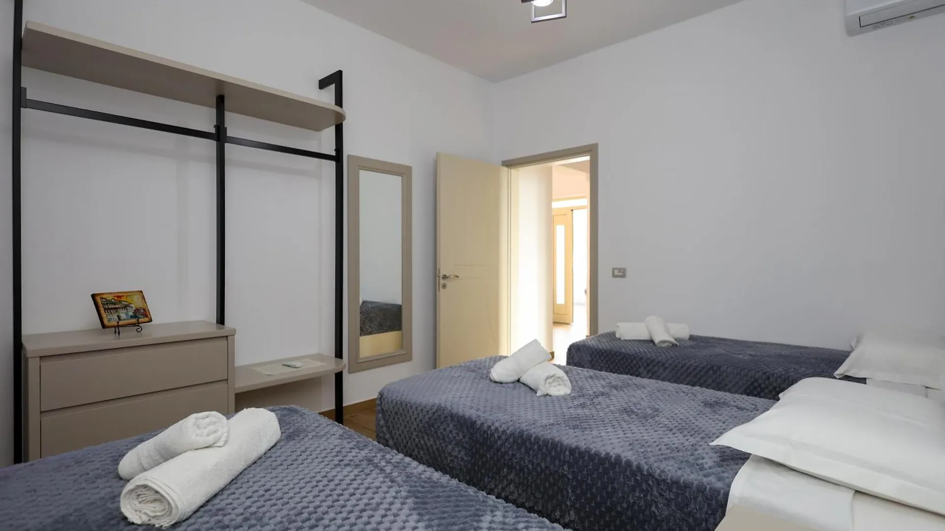 Villa Petro Berat